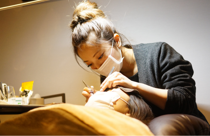 一人一人の目の形に合わせてデザインをご提案!